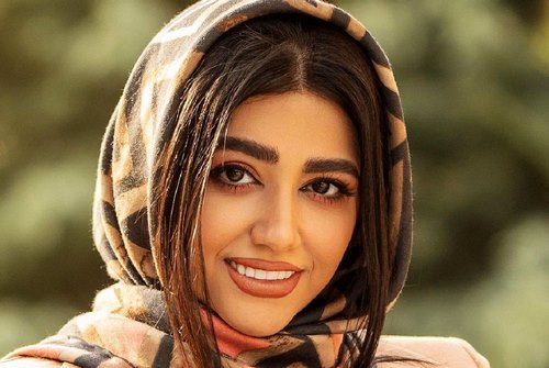 کدام یک از یوتیوبرهای دختر ایرانی خارج از کشور سکونت دارند؟